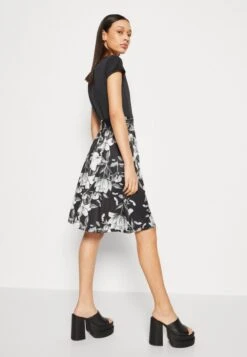 Anna Field Jerseykleid - Black/grey/white 11 Anna Field Jerseykleid - Black/grey/white -Anna Field 26dcecded9604f15ac20eab66eee1226