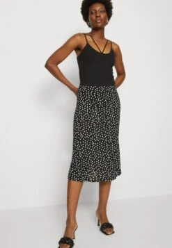 Anna Field Top - Black -Anna Field 8a650f0dca9941c7be822a7da5e134c7