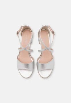 Anna Field LEATHER - Riemensandalette - Silver 13 Anna Field LEATHER - Riemensandalette - Silver -Anna Field ad4586f9c45b4026bff4d4a8f342495d